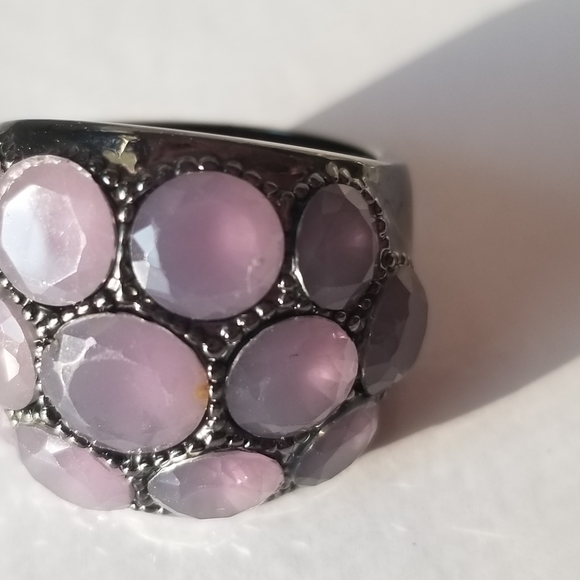 "Vintage look" Lavender Statement Ring - Picture 12 of 14